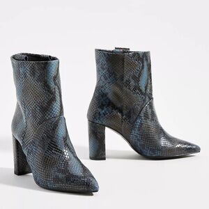 Anthropologie‎ Chio Blue Snake Print Ankle Boot Booties, Size 40